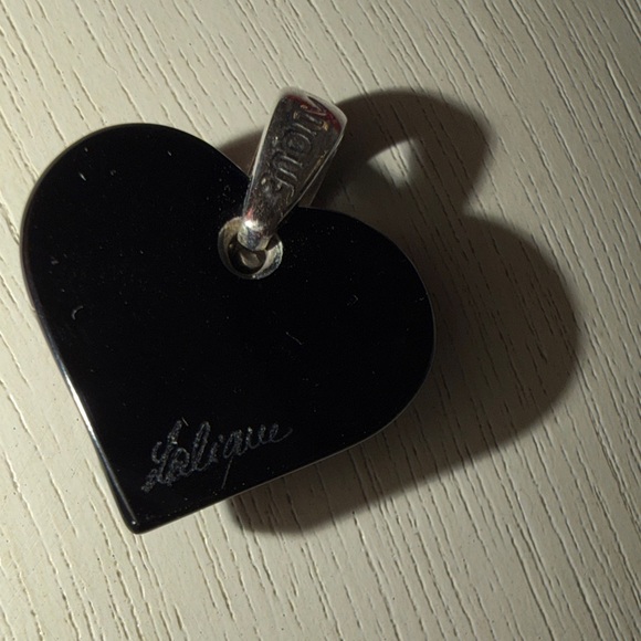 Lalique Amoureuse Beaucoup Pendant Black Crystal, Silver - Picture 3 of 5